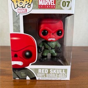 Marvel Red and Green Red Skull Figure